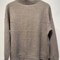 Strikbluse m/Turtleneck light brown