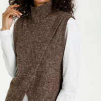 KAtaris Knit Vest - Image 4