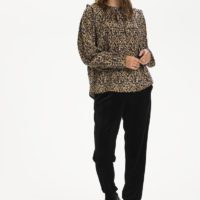 KAnille Blouse1