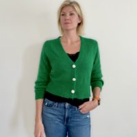 Cardigan m/ribkant og Similiknaper grøn