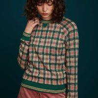 Raglan Sweater West End Check closeup