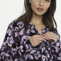 KAdylana Shirt purple closeup