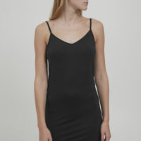 BYiane Underdress black front