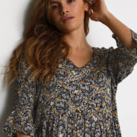 KAgrena Dress closeup
