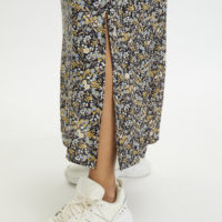 KAgrena Skirt closeup