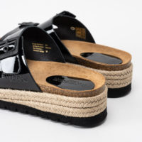 Sonja Lak Sandal black hæl