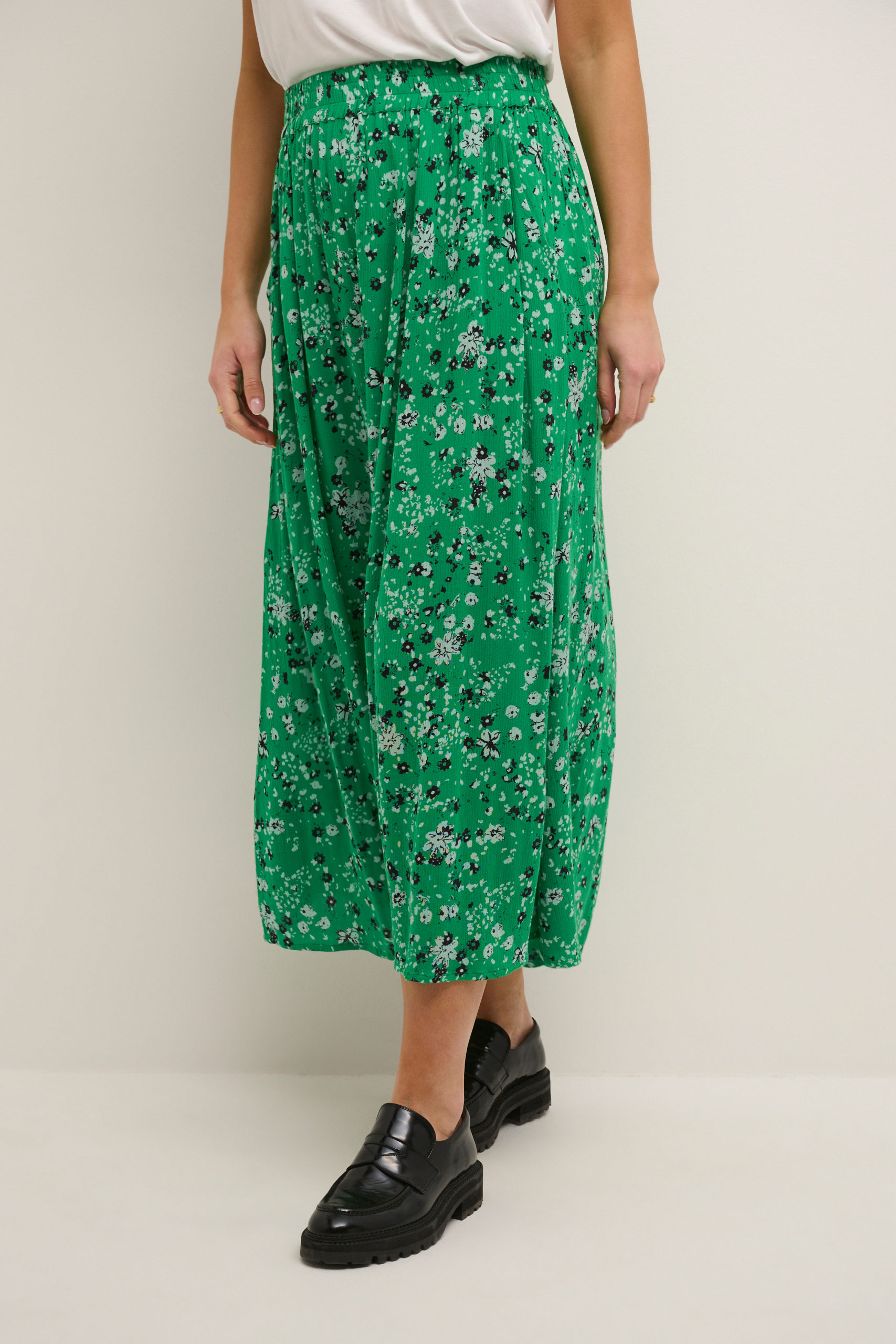 KAvilia Amber Skirt green front