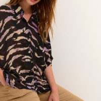 KAneferi Shirt closeup
