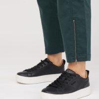 Piper Regular Crop Pant green closeup