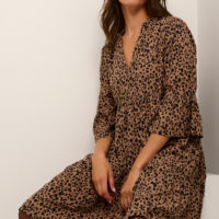 KAjean Dress sitting