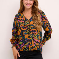 KAelle Blouse front