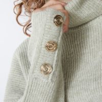 Buttons Melange Sweater sleeve