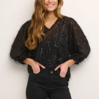 KAlusinda Blouse front