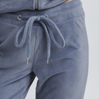 ByMitza Blue Velour Sæt pant closeup