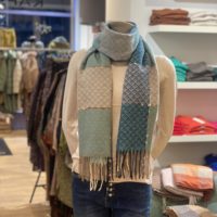 Soft Diamond Scarf