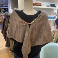 Triangle Chain Scarf - Image 2