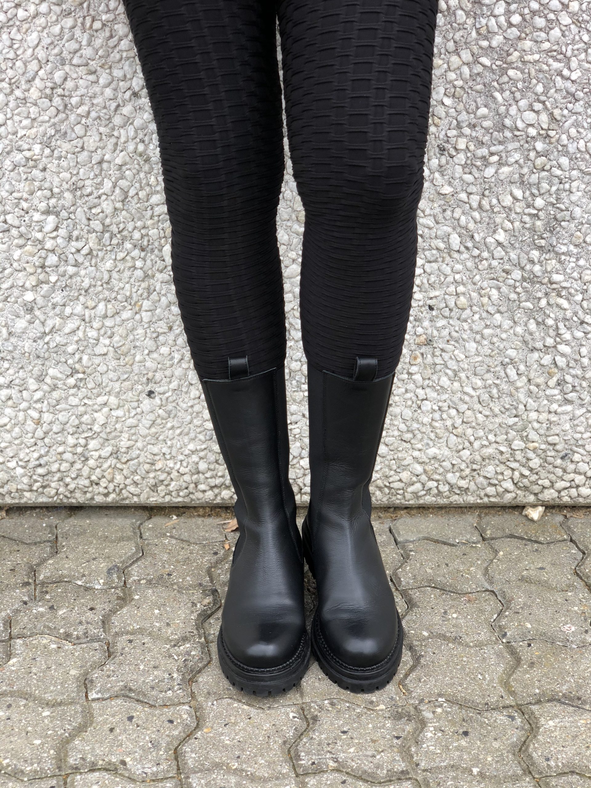 Black Leggings boots
