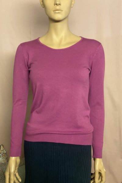Violet pullover