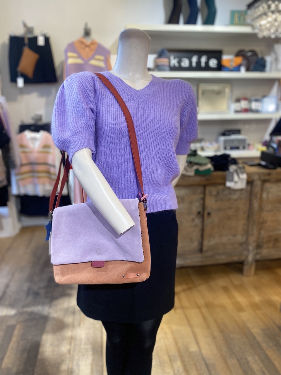 Lavender Short Puff Knit with bag