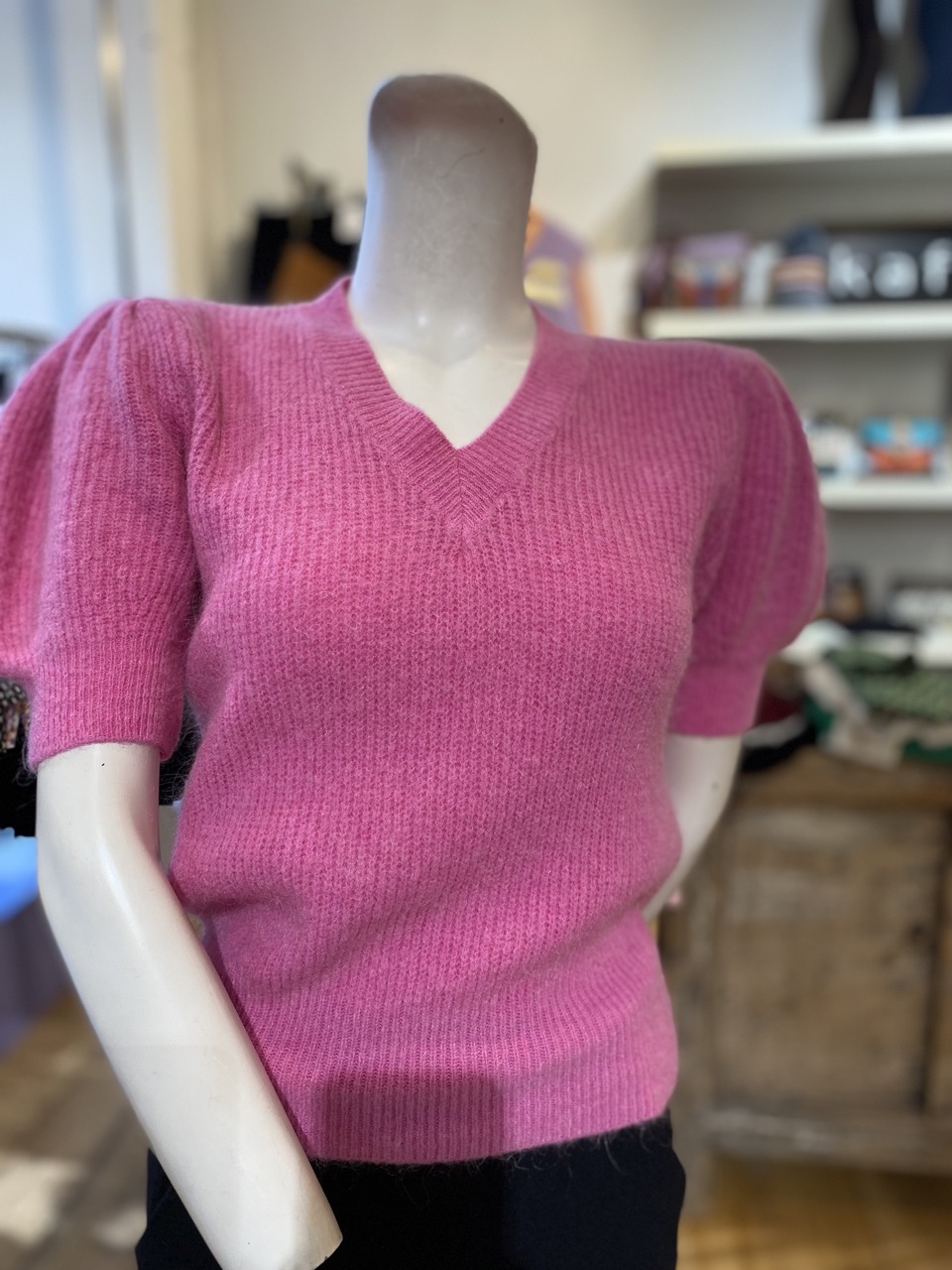 Pink Short Puff Knit on manequinn