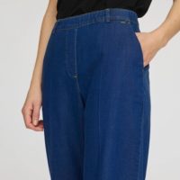 Phoebe Loose Crop - Medium Blue Denim
