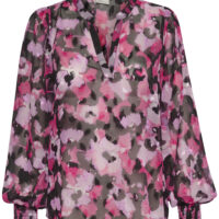 KAamanda Blouse item front