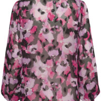 KAamanda Blouse item back