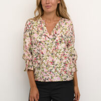 KAjohanna Blouse front
