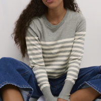 KAlizza Grey Melange/Turtledove Stripe Pullover sitting