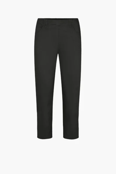 Patricia Pure Black Regular Crop Pant front