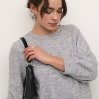 KAmeridith Grey Pullover closeup