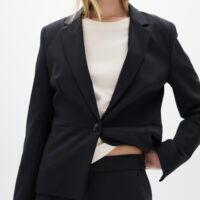 ZellaIW Black Blazer closeup
