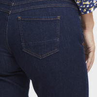 PZSue UnWashed HW Curved Jeans pocket