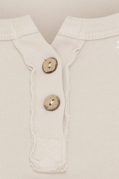 MdcBillie Beige Top closeup