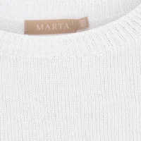 MdcBlanca White Knit closeup